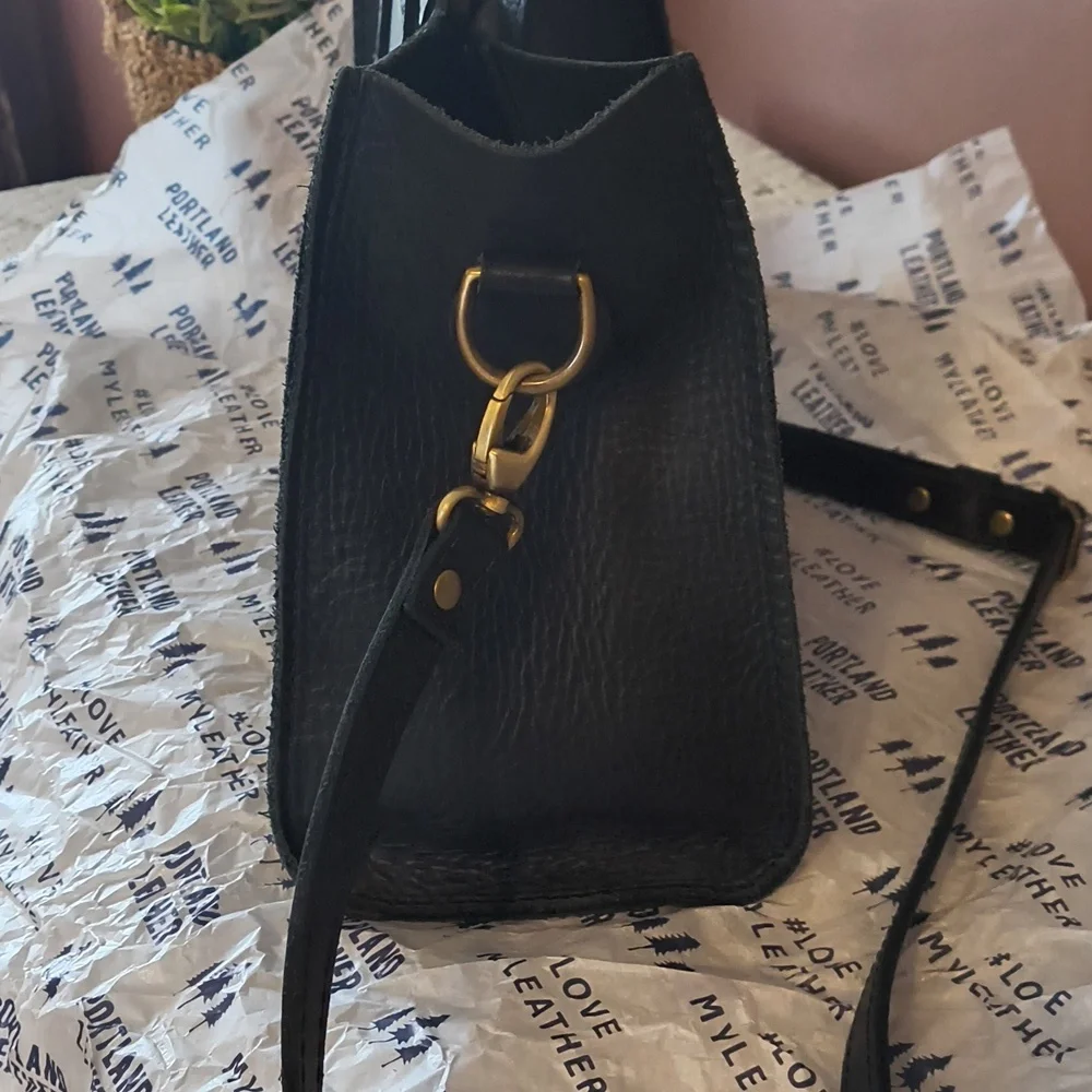 Portland Leather Goods Lola Crossbody Tote - Picture 3 of 6